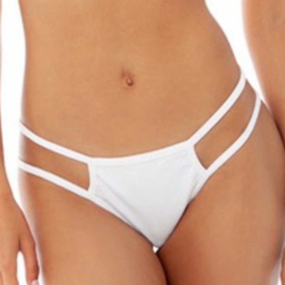 Rare • ARE YOU AM I ☆ilf☆ bikini style briefs.